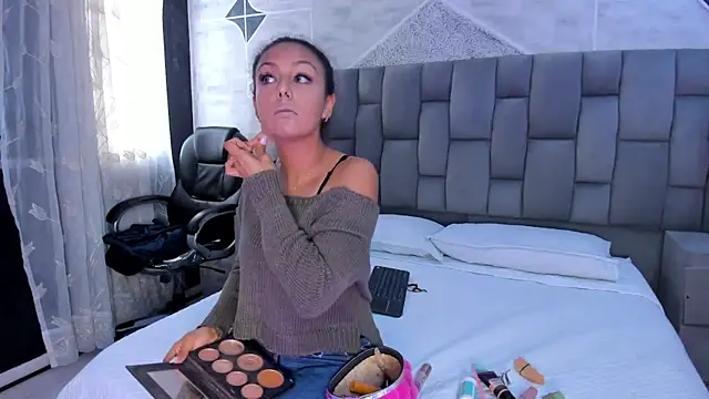 Snapshot of DalayMoore chatting on September 20, 4:52 pm DalayMoore online show from September 20, 4:52 pm