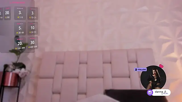 DannaJhonson1 online show from February 24, 10:58 pm