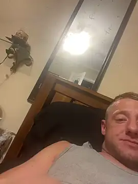 Snapshot of biggzee6 chatting on November 2, 5:54 am biggzee6 online show from November 2, 5:54 am