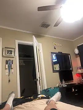 Snapshot of biggzee6 chatting on January 12, 11:54 pm biggzee6 online show from January 12, 11:54 pm