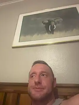 Snapshot of biggzee6 chatting on March 11, 11:11 pm biggzee6 online show from March 11, 11:11 pm