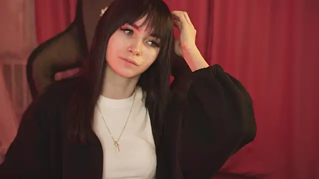 Snapshot of DakotaaJohnnson chatting on March 14, 5:05 am DakotaaJohnnson online show from March 14, 5:05 am