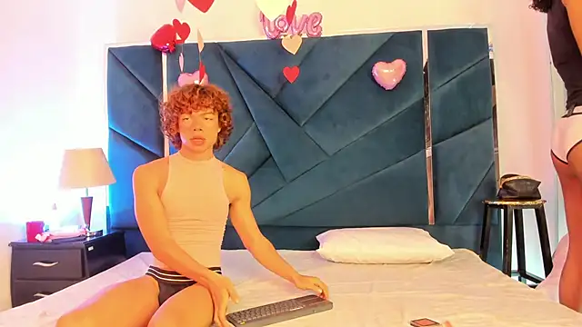 Snapshot of DanteAndKyle chatting on February 27, 11:48 pm DanteAndKyle online show from February 27, 11:48 pm