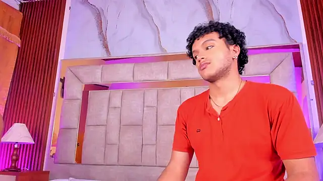 Snapshot of DanteAndKyle chatting on November 11, 11:05 pm DanteAndKyle online show from November 11, 11:05 pm