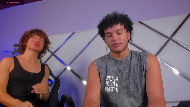 Snapshot of DanteAndKyle chatting on November 12, 11:25 pm DanteAndKyle online show from November 12, 11:25 pm