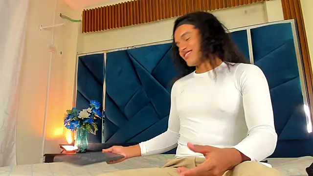 Snapshot of DanteAndKyle chatting on December 1, 10:48 pm DanteAndKyle online show from December 1, 10:48 pm