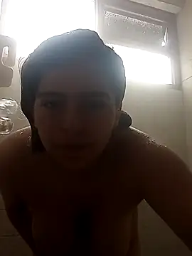 Snapshot of Kitten_Cam chatting on November 23, 3:56 pm Kitten Cam online show from November 23, 3:56 pm