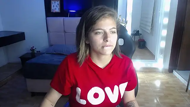 Kitten Cam online show from August 9, 9:31 pm