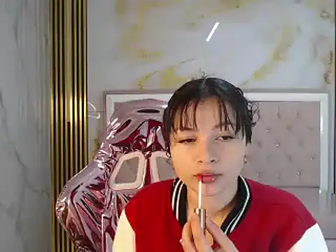 shalon diaz s online show from February 13, 1:15 pm