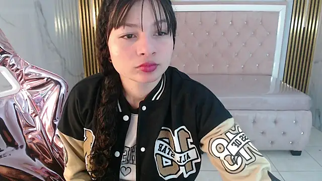 shalon diaz s online show from March 1, 1:07 pm