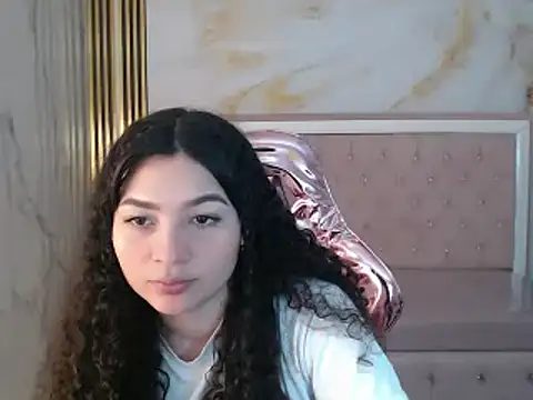 shalon diaz s online show from March 5, 1:06 pm