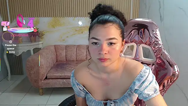 shalon diaz s online show from March 13, 11:16 pm