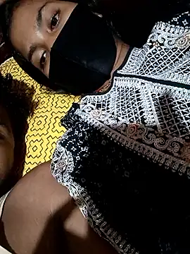 Hot couple 1 online show from March 18, 4:10 pm