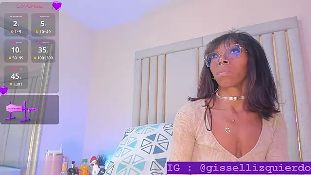 Liincostelloo online show from October 19, 7:47 pm