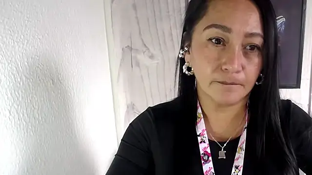 JULIANAWET69 online show from March 13, 8:37 pm