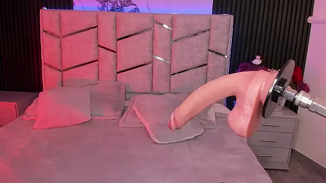 Gigidoll online show from January 19, 11:47 am