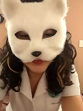 Snapshot of GinnyDelice chatting on January 29, 5:24 pm GinnyDelice online show from January 29, 5:24 pm