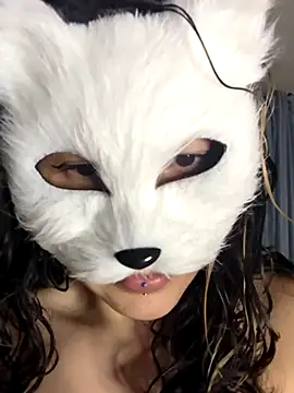 Snapshot of GinnyDelice chatting on February 9, 4:57 am GinnyDelice online show from February 9, 4:57 am