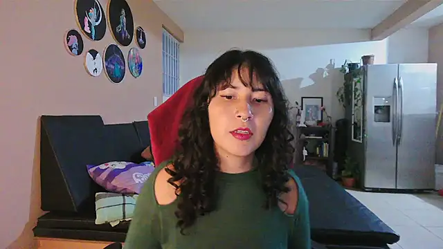 Snapshot of GinnyDelice chatting on October 1, 12:27 am GinnyDelice online show from October 1, 12:27 am