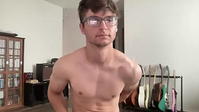 Snapshot of ryan_28747 chatting on July 8, 6:45 pm ryan 28747 online show from July 8, 6:45 pm