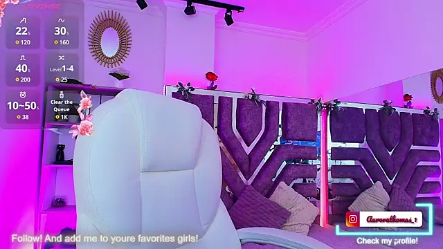 Snapshot of Aurora_thomas__1 chatting on January 22, 3:51 pm Aurora thomas 1 online show from January 22, 3:51 pm