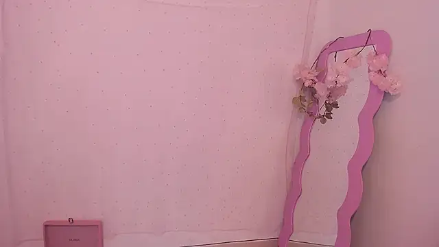 Snapshot of angelica_temptation chatting on July 23, 3:37 am angelica temptation online show from July 23, 3:37 am