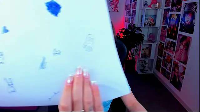 PamBeesly online show from February 5, 2:59 pm