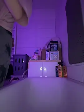 Snapshot of Ciara2004 chatting on November 14, 6:06 pm Ciara2004 online show from November 14, 6:06 pm