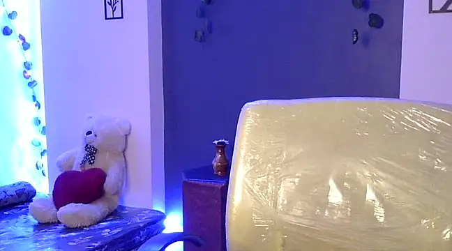 Shanaya1 online show from February 17, 4:04 pm