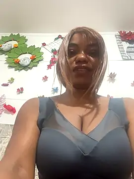 Snapshot of SaraYedid17 chatting on October 19, 3:34 pm SaraYedid17 online show from October 19, 3:34 pm