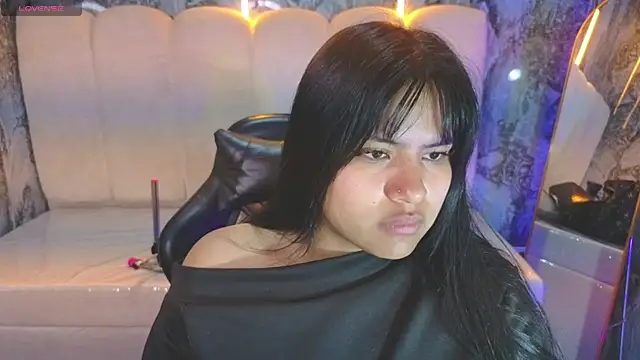 Snapshot of Paulette_v chatting on July 8, 1:04 pm Paulette v online show from July 8, 1:04 pm