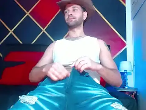 Snapshot of Cristian_white chatting on February 3, 4:20 pm Cristian white online show from February 3, 4:20 pm