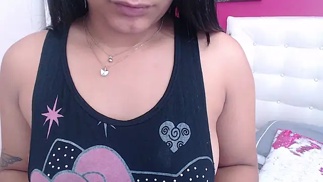 Snapshot of tinyy_whore18 chatting on January 24, 2:51 pm tinyy whore18 online show from January 24, 2:51 pm