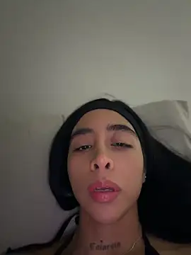 sophierooy22 online show from June 23, 7:23 pm