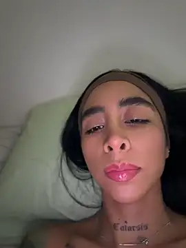 sophierooy22 online show from July 15, 4:01 pm
