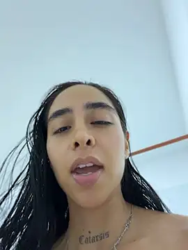 sophierooy22 online show from July 19, 3:43 am
