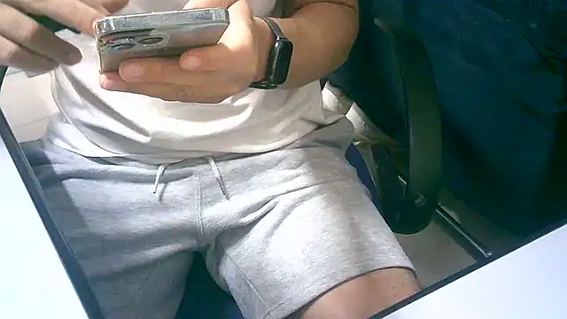 Greeneyes0820 online show from November 27, 9:17 pm