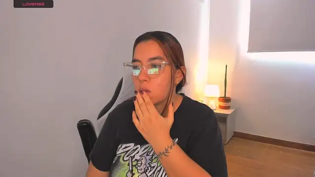 brithany olson25 online show from March 5, 12:55 pm