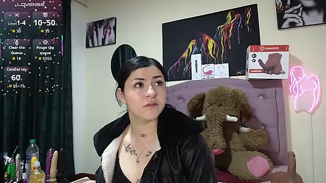 Emmie Hot online show from June 4, 11:38 am