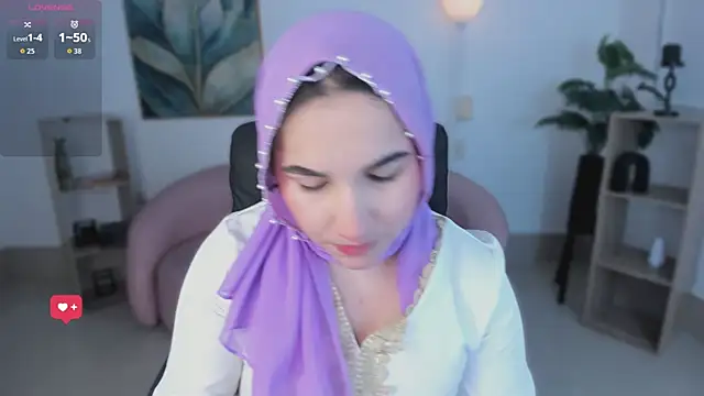 Ayha khalaf online show from October 29, 1:19 am