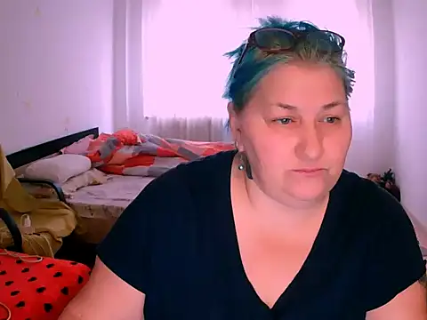 Snapshot of mayamayx chatting on January 7, 10:40 am mayamayx online show from January 7, 10:40 am