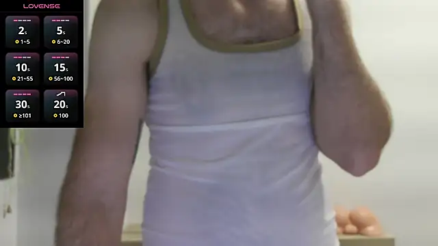 Snapshot of machohiberiko chatting on November 18, 7:24 am machohiberiko online show from November 18, 7:24 am