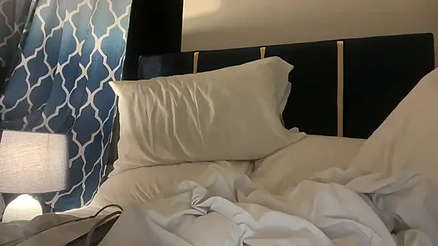 Snapshot of AngelFaye chatting on February 3, 10:32 pm AngelFaye online show from February 3, 10:32 pm