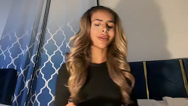 Snapshot of AngelFaye chatting on February 8, 12:17 am AngelFaye online show from February 8, 12:17 am