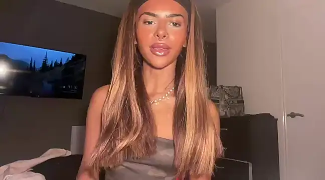 Snapshot of AngelFaye chatting on March 1, 1:11 am AngelFaye online show from March 1, 1:11 am