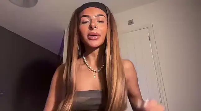 Snapshot of AngelFaye chatting on March 1, 4:15 am AngelFaye online show from March 1, 4:15 am