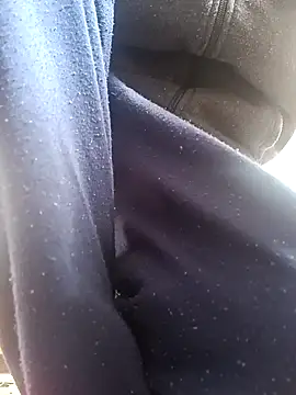 Snapshot of cingonduro chatting on January 24, 9:28 am cingonduro online show from January 24, 9:28 am