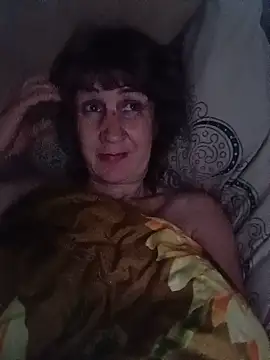 Snapshot of Laura_Kiss chatting on June 1, 8:10 pm Laura Kiss online show from June 1, 8:10 pm