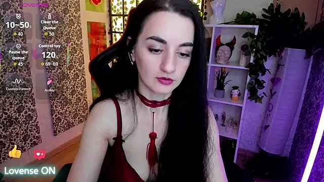 Snapshot of JessicaAlfo chatting on May 12, 2:30 am JessicaAlfo online show from May 12, 2:30 am