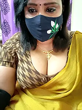 Queenflowerr online show from November 9, 8:56 am